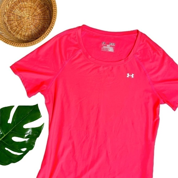 Under Armour Short Sleeve Neon Pink Lightweight Athletic Training Shirt Small - Picture 3 of 11
